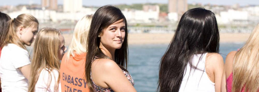 jeunes étudiants en séjour linguistique au sud de l'Angleterre
