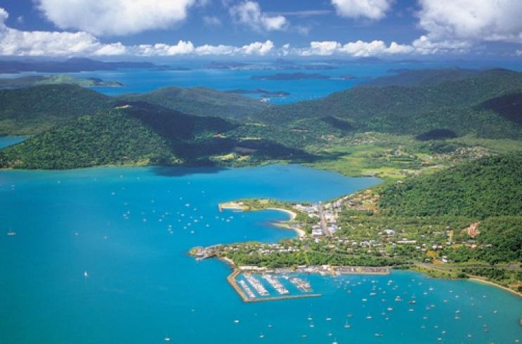 Vol au dessus d'Airlie beach
