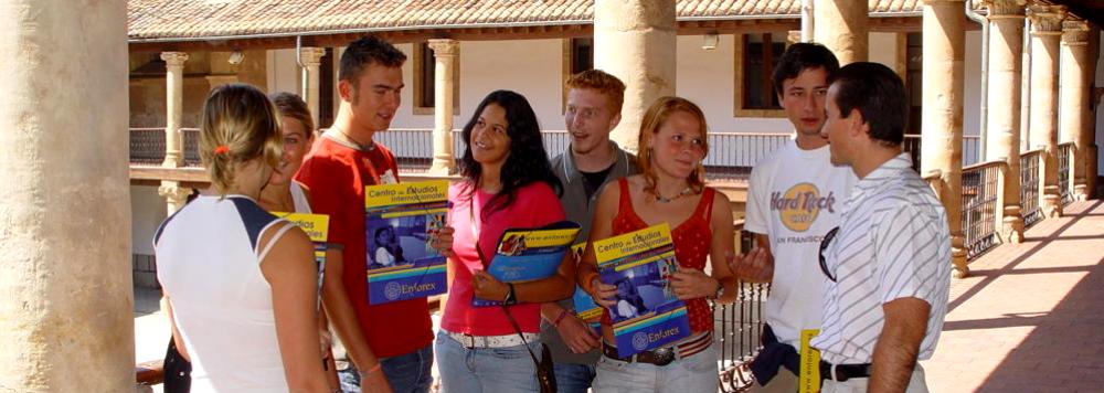 étudiants de l'école d'espagnol à Salamanque en Espagne