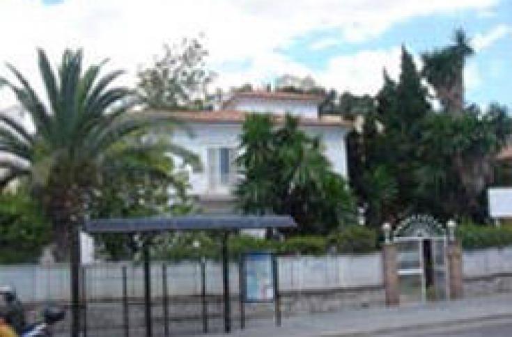 Ecole