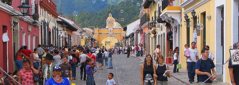 étudiantes en voyage linguistique à Antigua, Guatemala