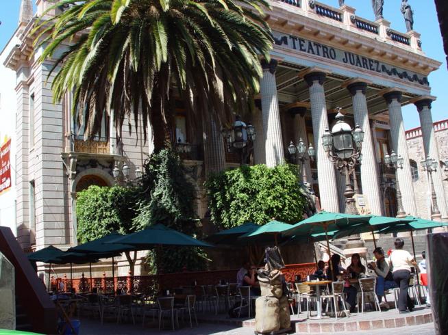 Teatro Juarez au coeur de la ville