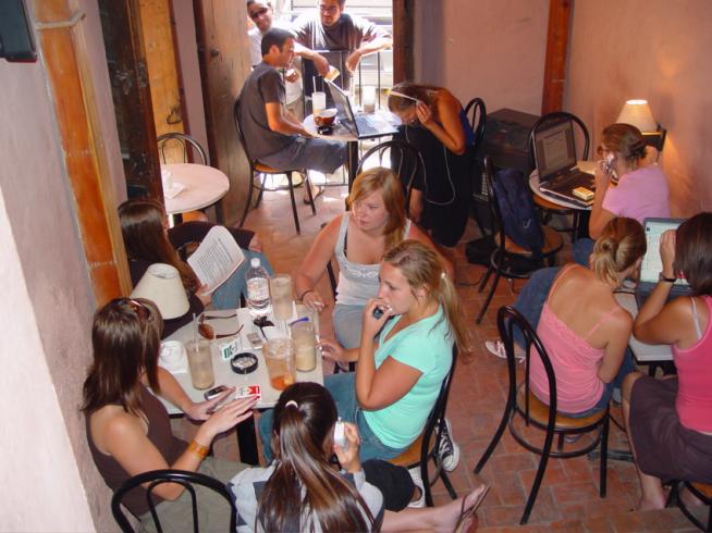 Café social organisé par l'école