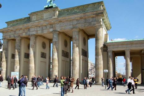 La célèbre porte de Brandenburg à Berlin
