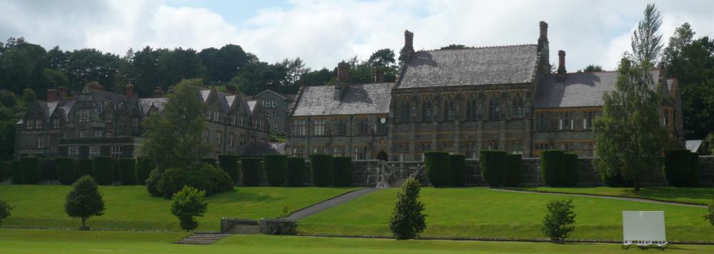 l'école d'anglais pour enfants et adolescents en Grande-Bretagne