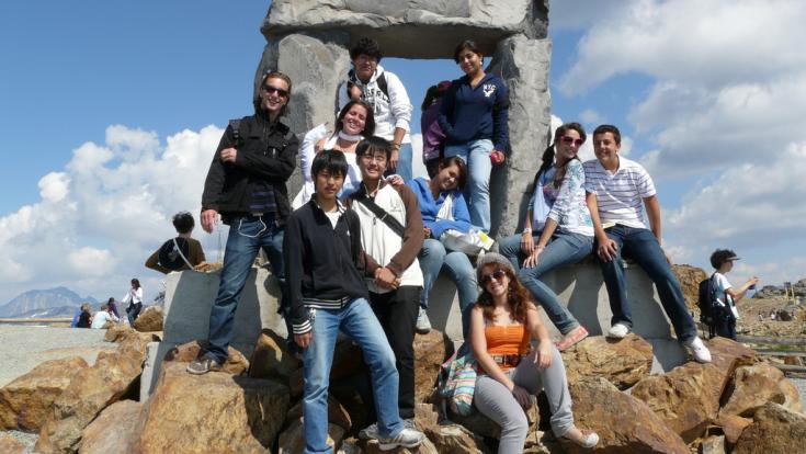 Groupe d'étudiants en excursion