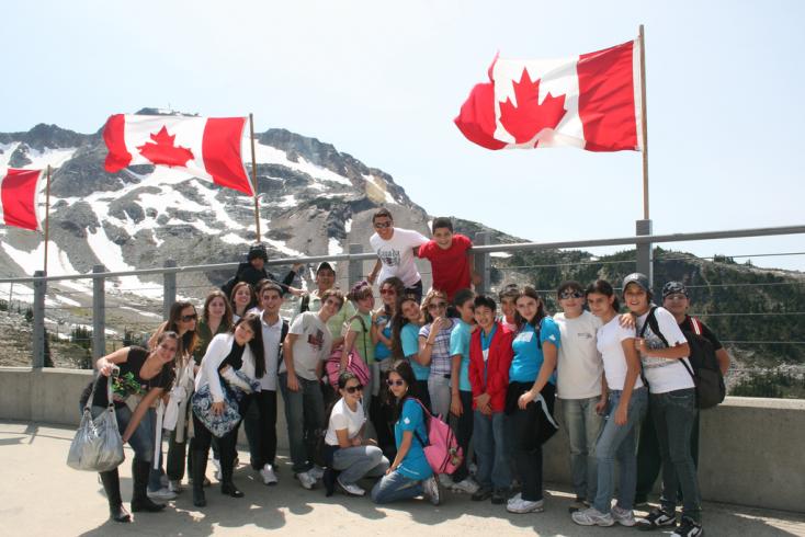Groupe d'étudiants en excursion