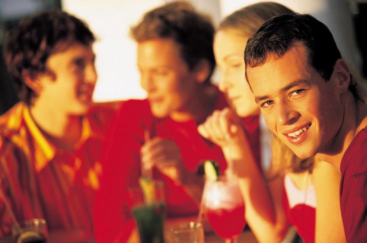Etudiants en terrasse